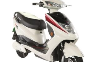 Okinawa scooter R30 price, battery and performance